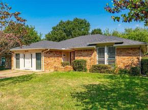 1875  Larkspur Drive , Arlington Texas 76013