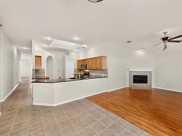 1205  Dockside Court , Arlington Texas 76002