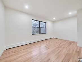 468 Morse Avenue, Ridgefield NJ 07657