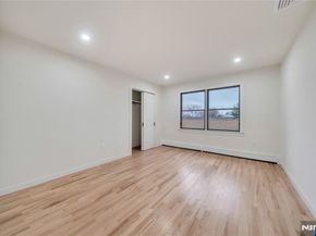 468 Morse Avenue, Ridgefield NJ 07657