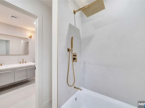 468 Morse Avenue, Ridgefield NJ 07657
