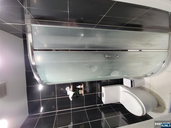 576 Ridgeland Terrace, Englewood NJ 07631