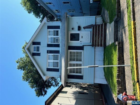 689 Probst Avenue, Fairview NJ 07022