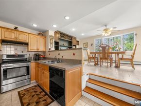 226 Mohegan Way, Fort Lee NJ 07024