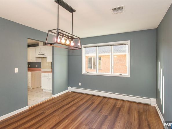 405 Chestnut Street, Ridgefield NJ 07657