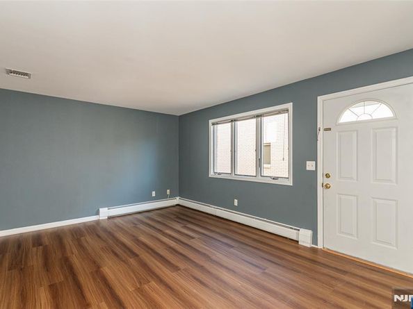 405 Chestnut Street, Ridgefield NJ 07657