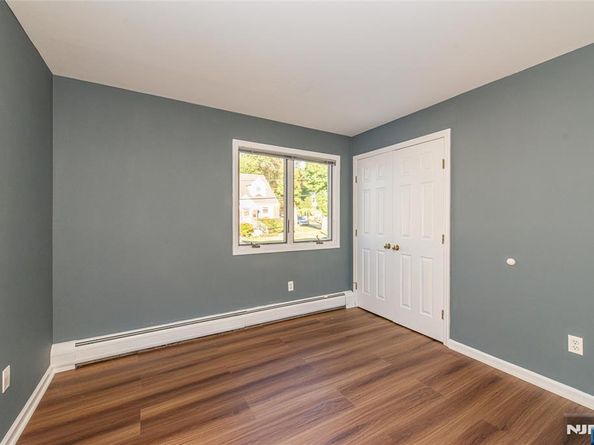 405 Chestnut Street, Ridgefield NJ 07657