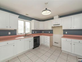405 Chestnut Street, Ridgefield NJ 07657