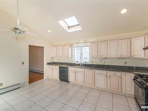 405 Chestnut Street, Ridgefield NJ 07657