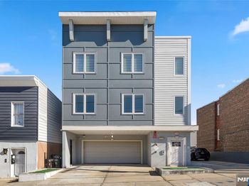 1432 46th Street