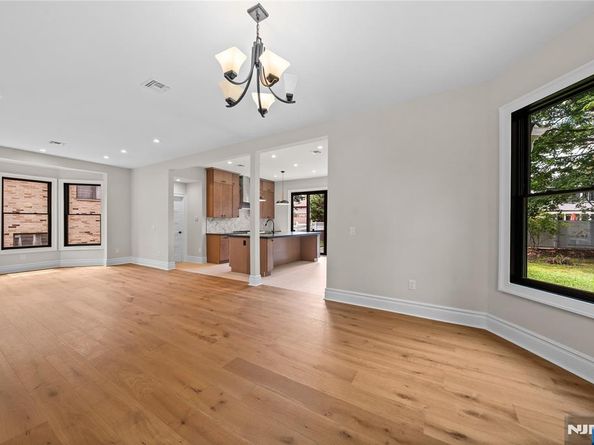 475 Morse Avenue, Ridgefield NJ 07657