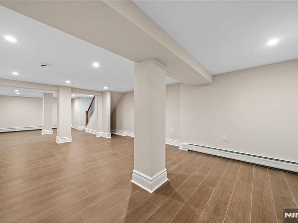 475 Morse Avenue, Ridgefield NJ 07657