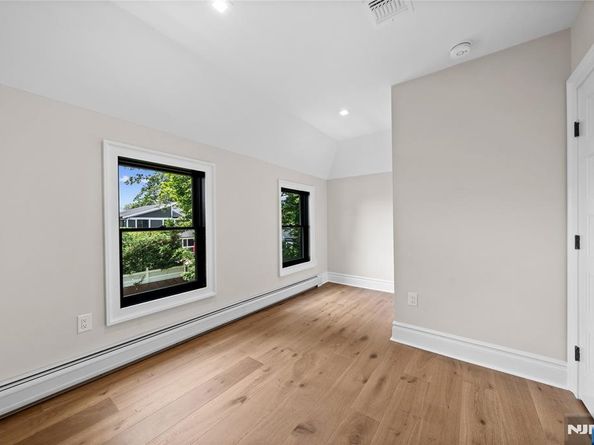 475 Morse Avenue, Ridgefield NJ 07657