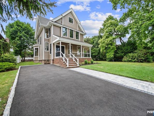 475 Morse Avenue, Ridgefield NJ 07657