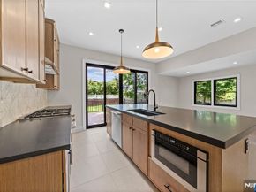 475 Morse Avenue, Ridgefield NJ 07657