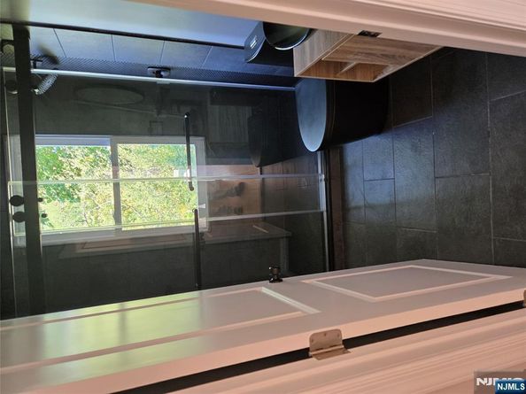 285 Palisade Avenue, Englewood NJ 07631