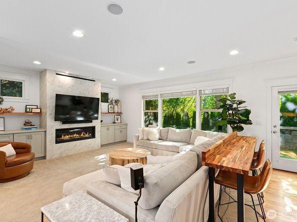 327 15th Avenue, Kirkland WA 98033