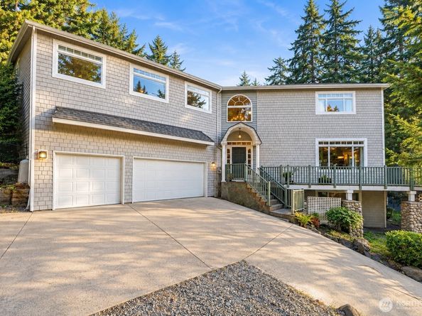 12117 Clearview Drive, Edmonds WA 98026