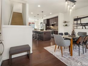 6546 B 32nd Avenue NE 2.2, Seattle WA 98115