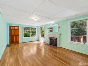 8812 Dibble Avenue NW, Seattle WA 98117