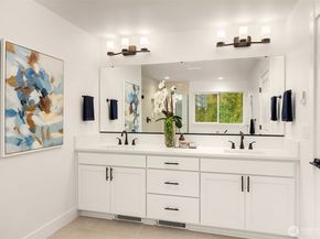 14888 HS#6 NE 2nd Court, Bellevue WA 98007