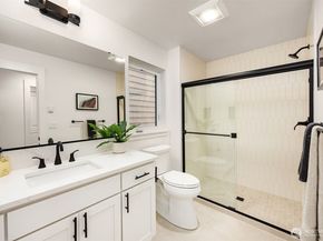 14888 HS#6 NE 2nd Court, Bellevue WA 98007