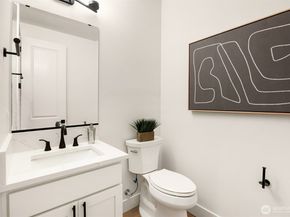 14888 HS#6 NE 2nd Court, Bellevue WA 98007