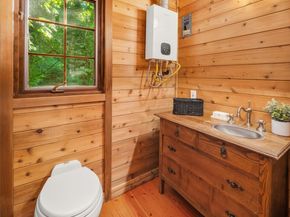 10157 SW 263 Street, Vashon WA 98070