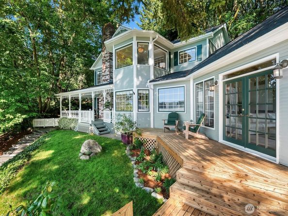 10157 SW 263 Street, Vashon WA 98070