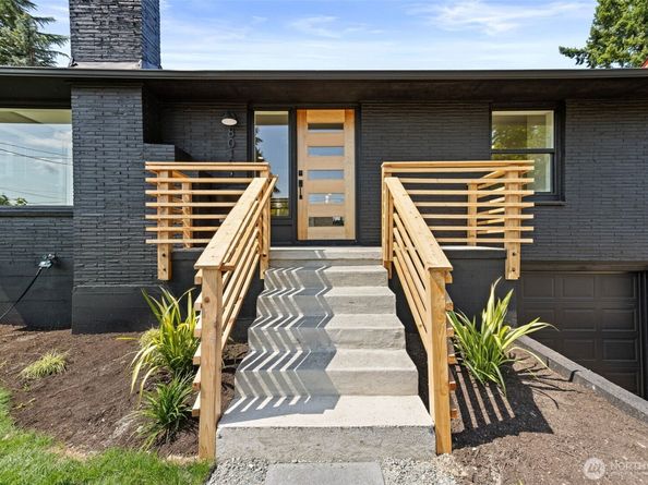8019 Bagley Avenue N, Seattle WA 98103