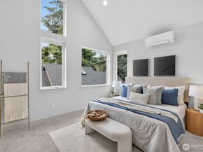 11739 40th Avenue NE B, Seattle WA 98125