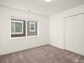 1270 Pine Crest Circle NE, Issaquah WA 98029