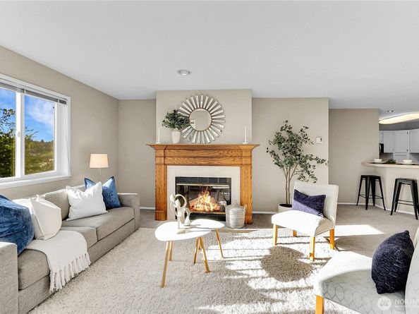2040 13th Avenue W 13, Seattle WA 98119