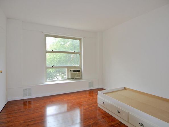 549 West 123rd Street 3G, New York NY 10027