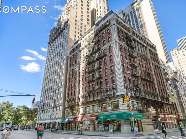 57 West 58th Street 5HH, New York NY 10019