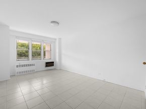 370 Ocean Parkway 2L, Brooklyn NY 11218