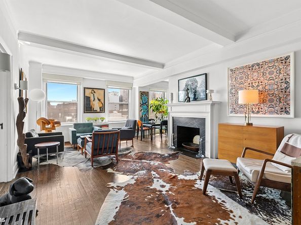 242 East 19th Street 7B, New York NY 10003