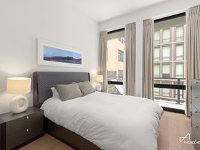 77 Charlton Street N6F, New York NY 10014