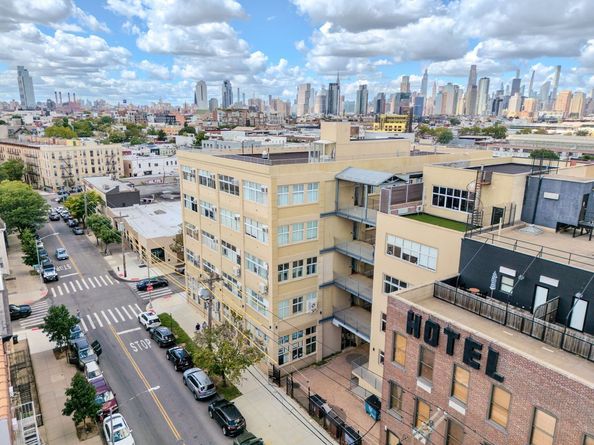 231 Norman Avenue 511, Brooklyn NY 11222