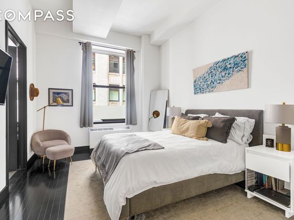 20 Pine Street 1008, New York NY 10005
