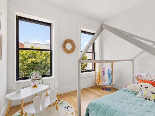 215 24th Street, Brooklyn NY 11232
