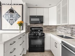 520 West 23rd Street 12B, New York NY 10011