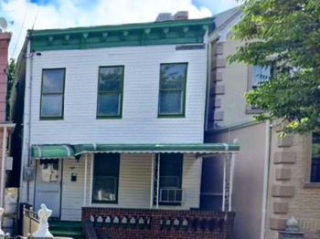 127 Crystal Street