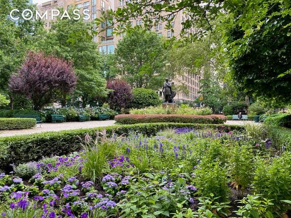 32 Gramercy Park S 10G, New York NY 10003