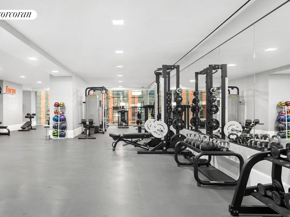 45 East 22nd Street 21B, New York NY 10010