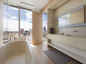 215 Chrystie Street 29W, New York NY 10002