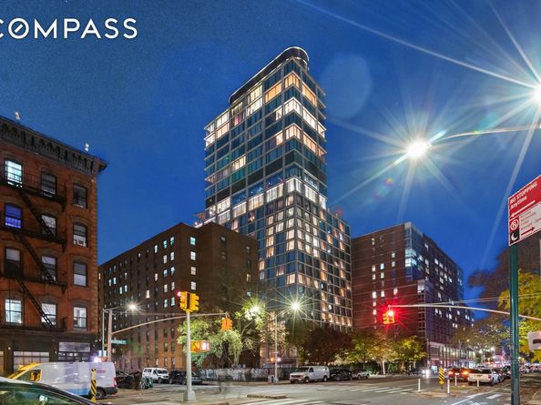 215 Chrystie Street 29W, New York NY 10002