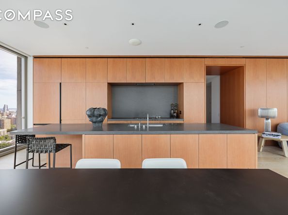 215 Chrystie Street 29W, New York NY 10002