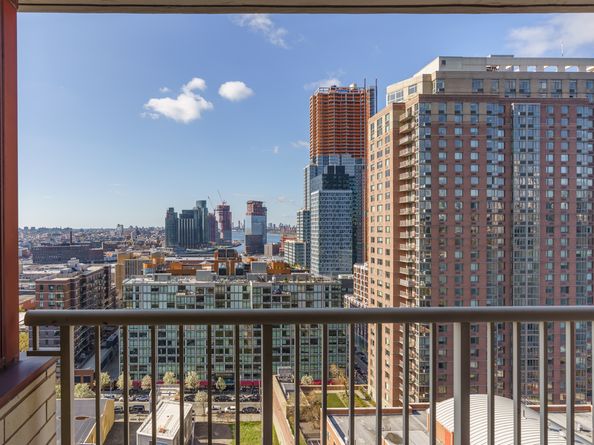 4-74 48th Avenue 21N, Queens NY 11109