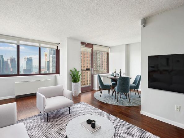4-74 48th Avenue 21N, Queens NY 11109